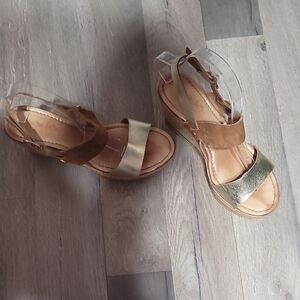 Coach & Four Gold and Brown Women's Wedge Sandals Size 7.5